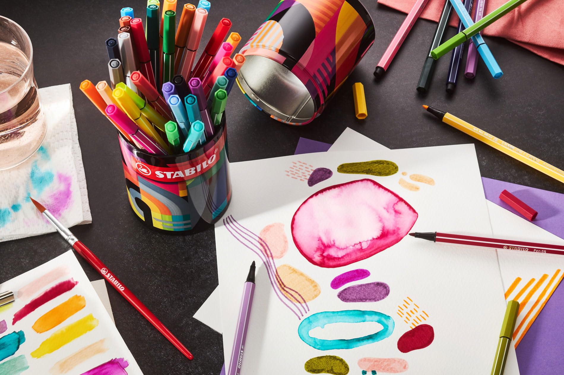 stabilo-pen-68-arty-bo-te-m-tal-ronde-45-feutres-coloriage-pointe-moyenne image 5