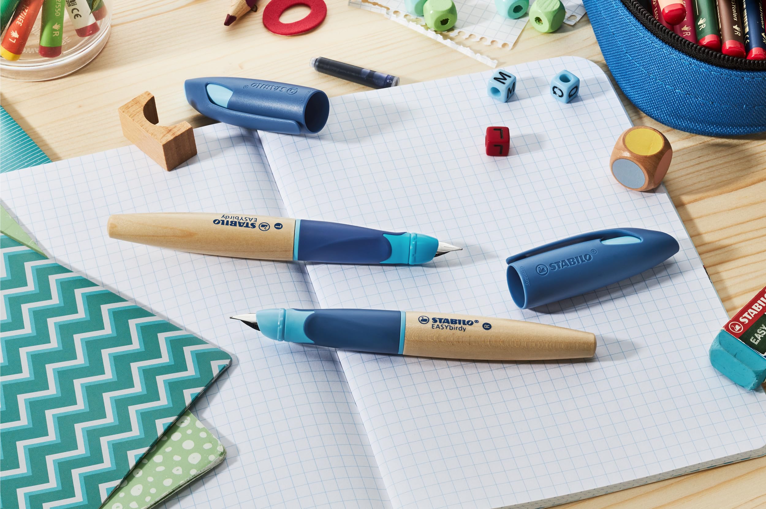 stabilo-easybirdy-timber-stylo-plume-gaucher-bleu-cl-de-r-glage image 8