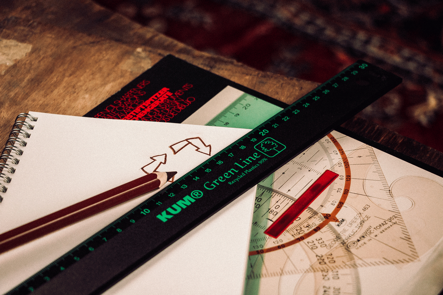 kum-pcr-taille-crayon-green-line image 4
